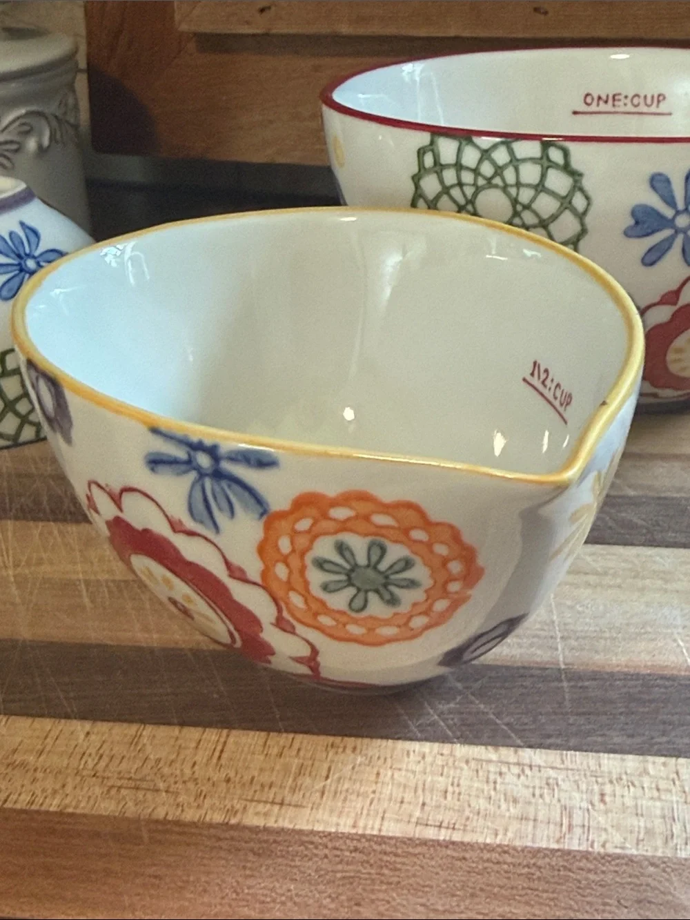 Pier 1 Multicolor Floral Ceramic Nesting Measuring Cups